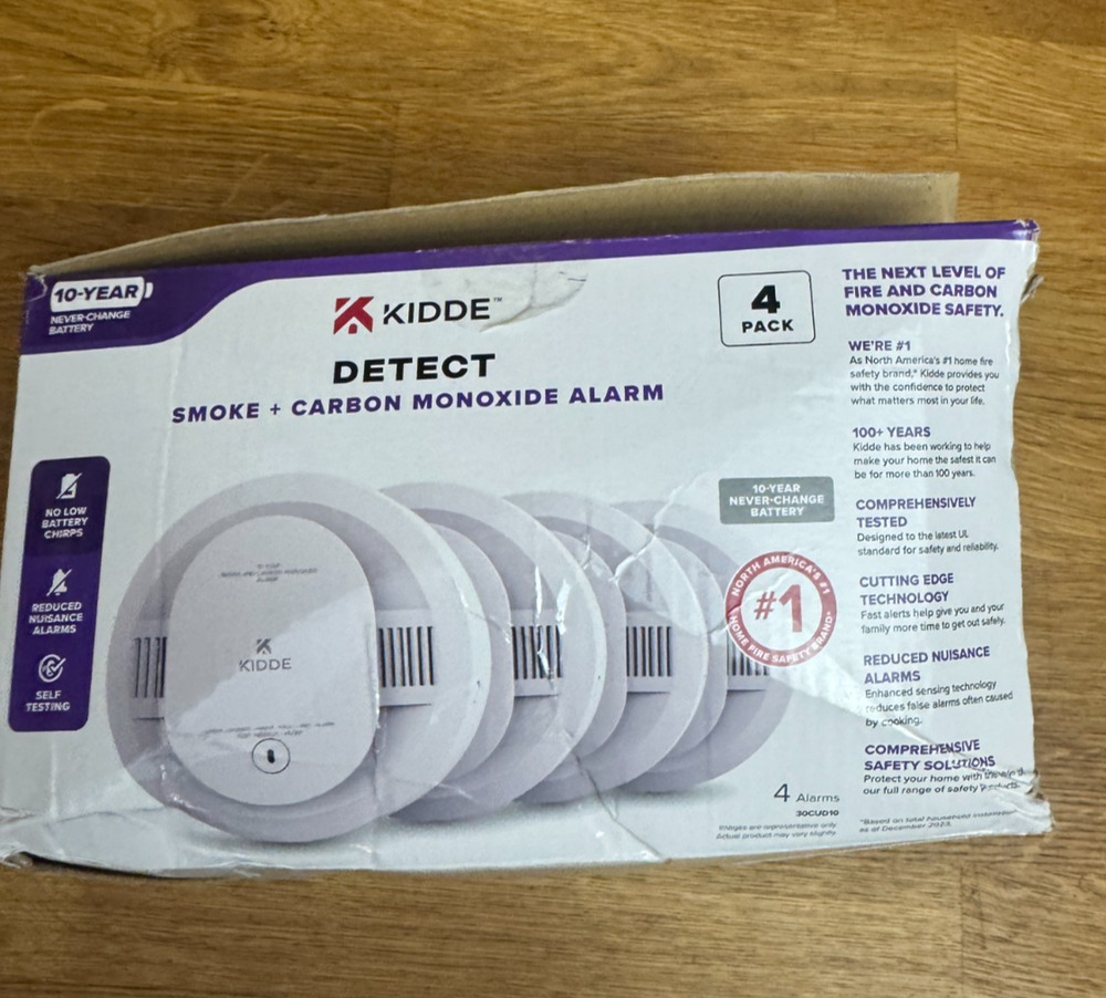 Kidde Smoke + CO Alarm, Battery Powered with Voice Alerts 30CUD10-V Pack of 4